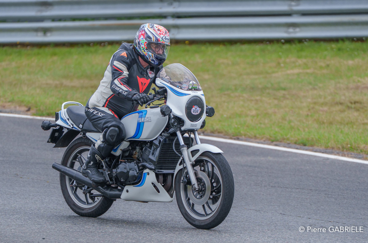 solo-a74n_02092.jpg