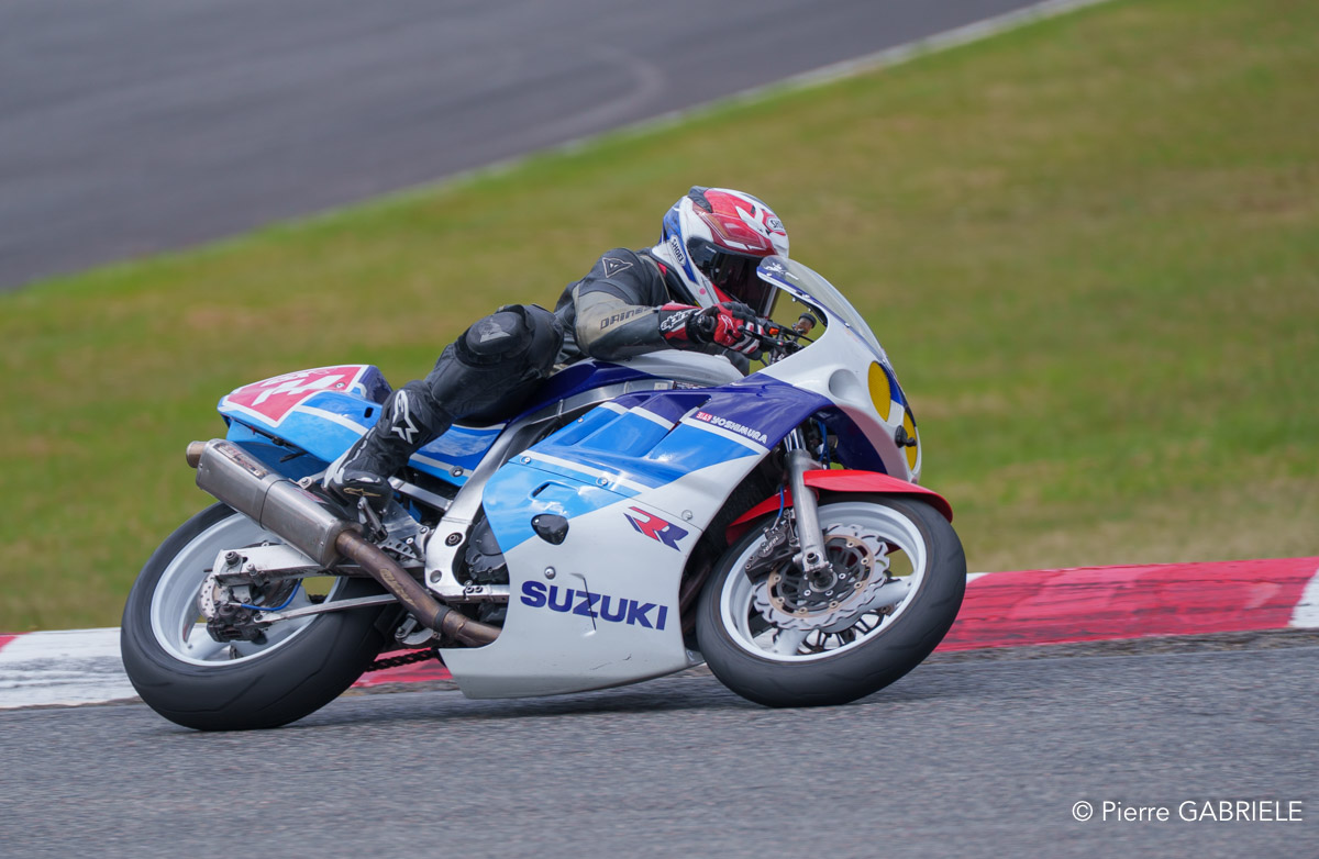 solo-a74n_02213.jpg