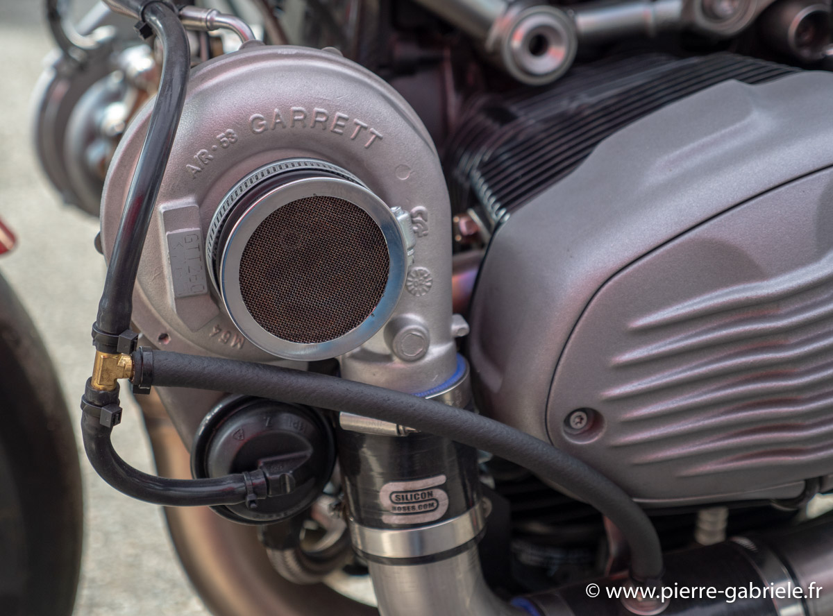 bmw-2turbo-g93_0321.jpg