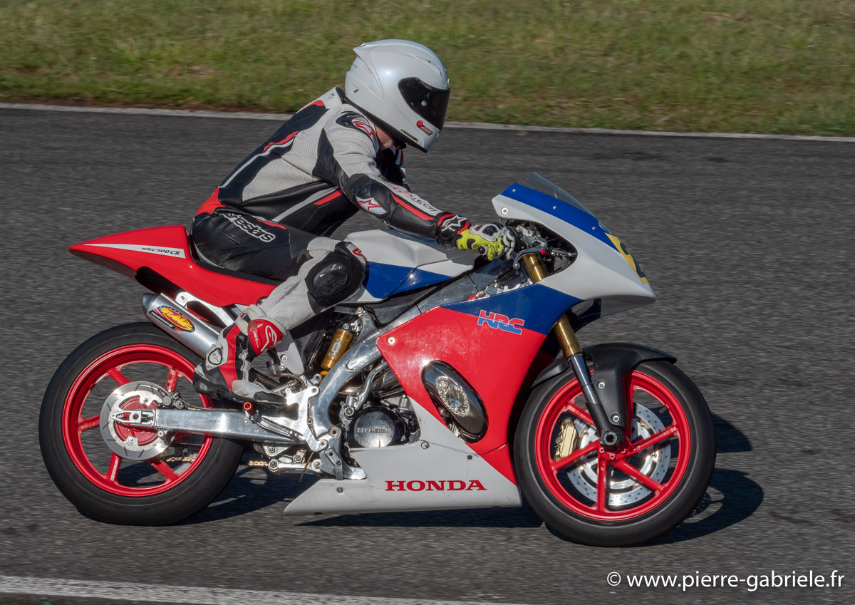 solos-g91_5710.jpg