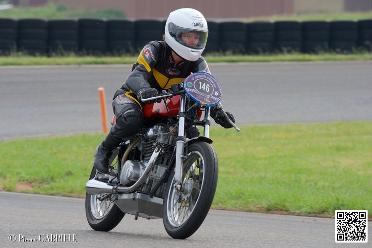 coyotes-2014-solo_5017.jpg