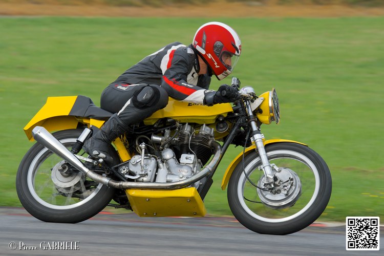coyotes-2014-solo_5037.jpg