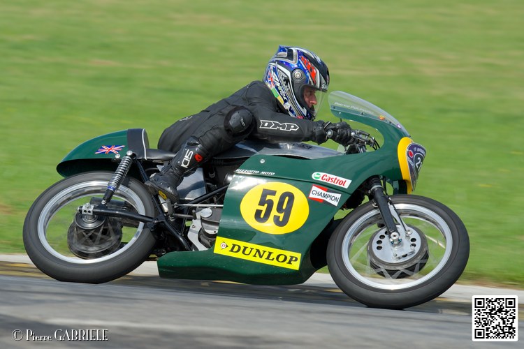 coyotes-2014-solo_5249.jpg