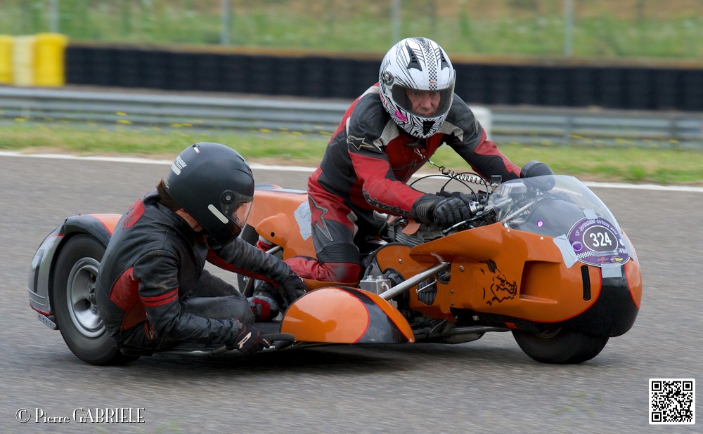 coyotes-2014-side_4576.jpg