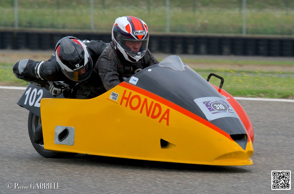 coyotes-2014-side_4597.jpg