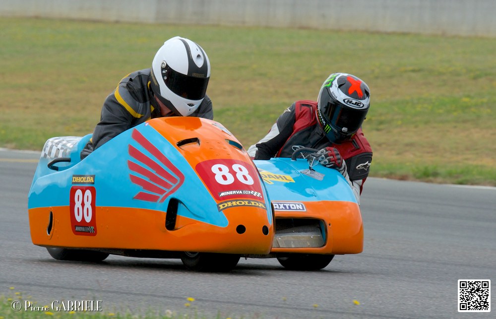 coyotes-2014-side_4620.jpg