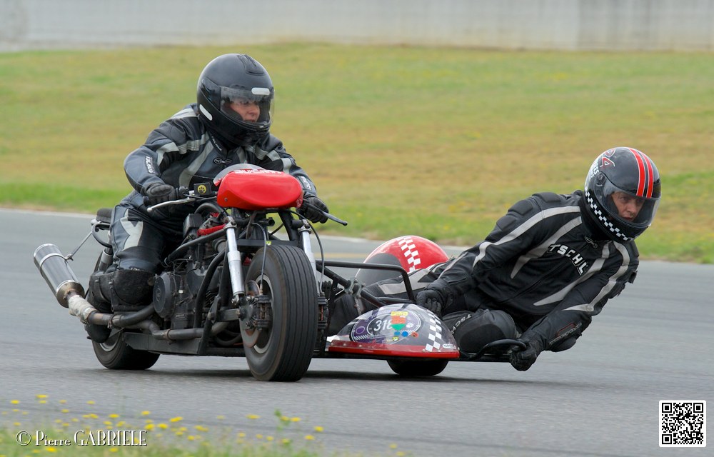 coyotes-2014-side_4622.jpg