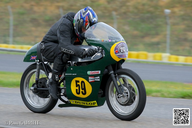 coyotes-2014-solo_4548.jpg