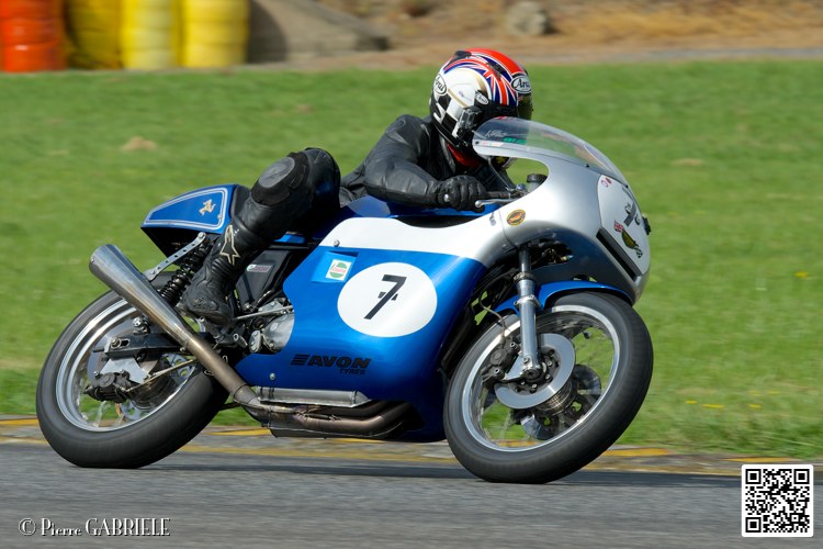 coyotes-2014-solo_4846.jpg