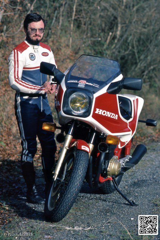 cb1100r_119.jpg