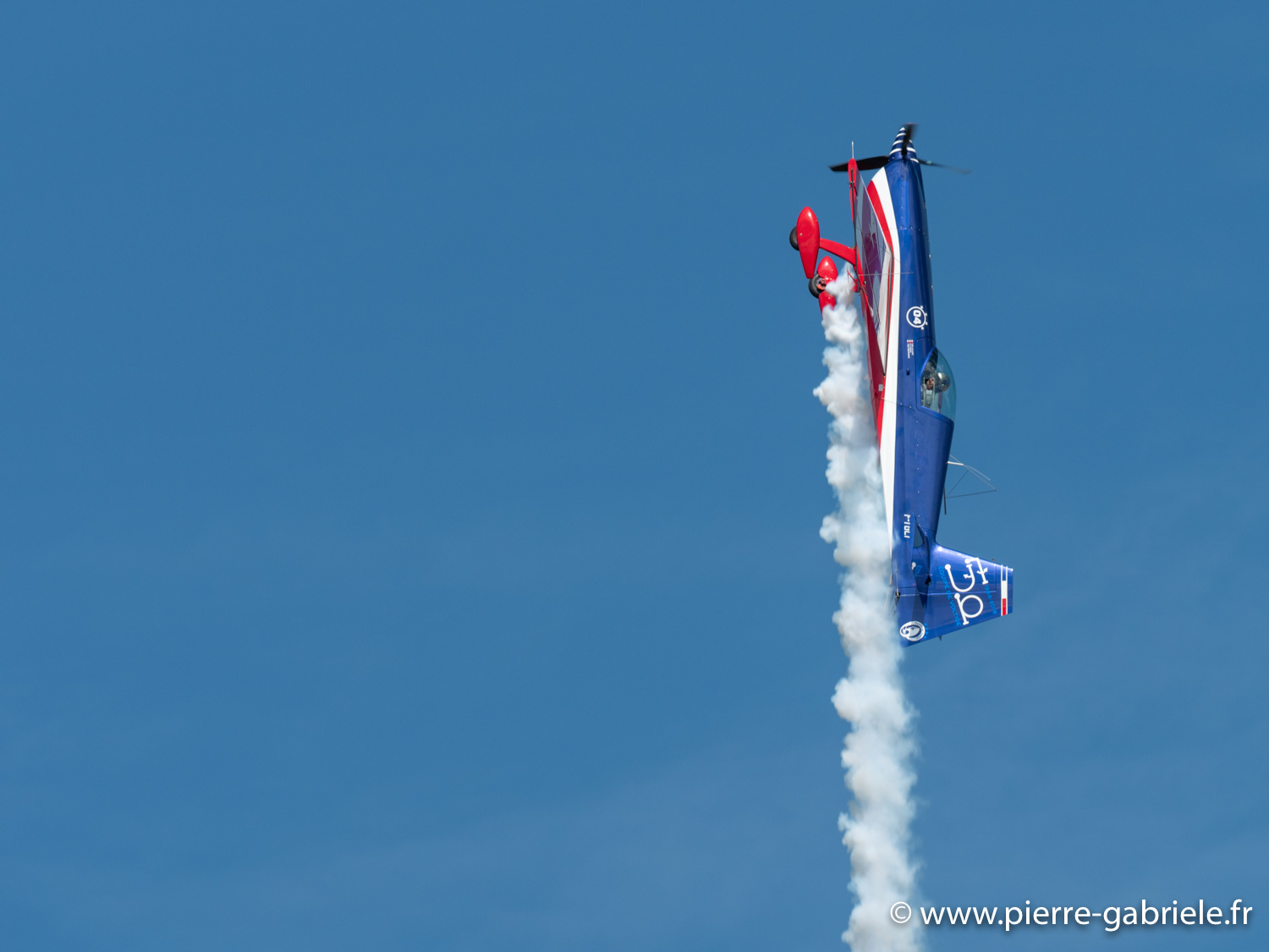 extra330-g92_3876.jpg