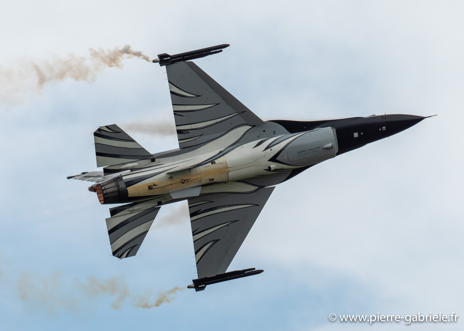 f16-g92_4682.jpg
