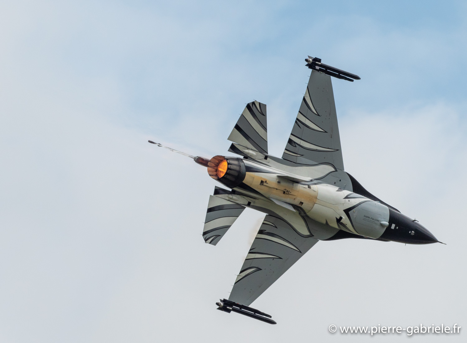 f16-g92_4718.jpg