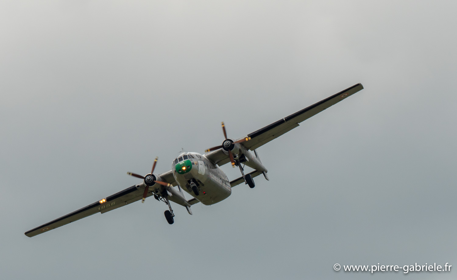 n2501-g92_4069.jpg
