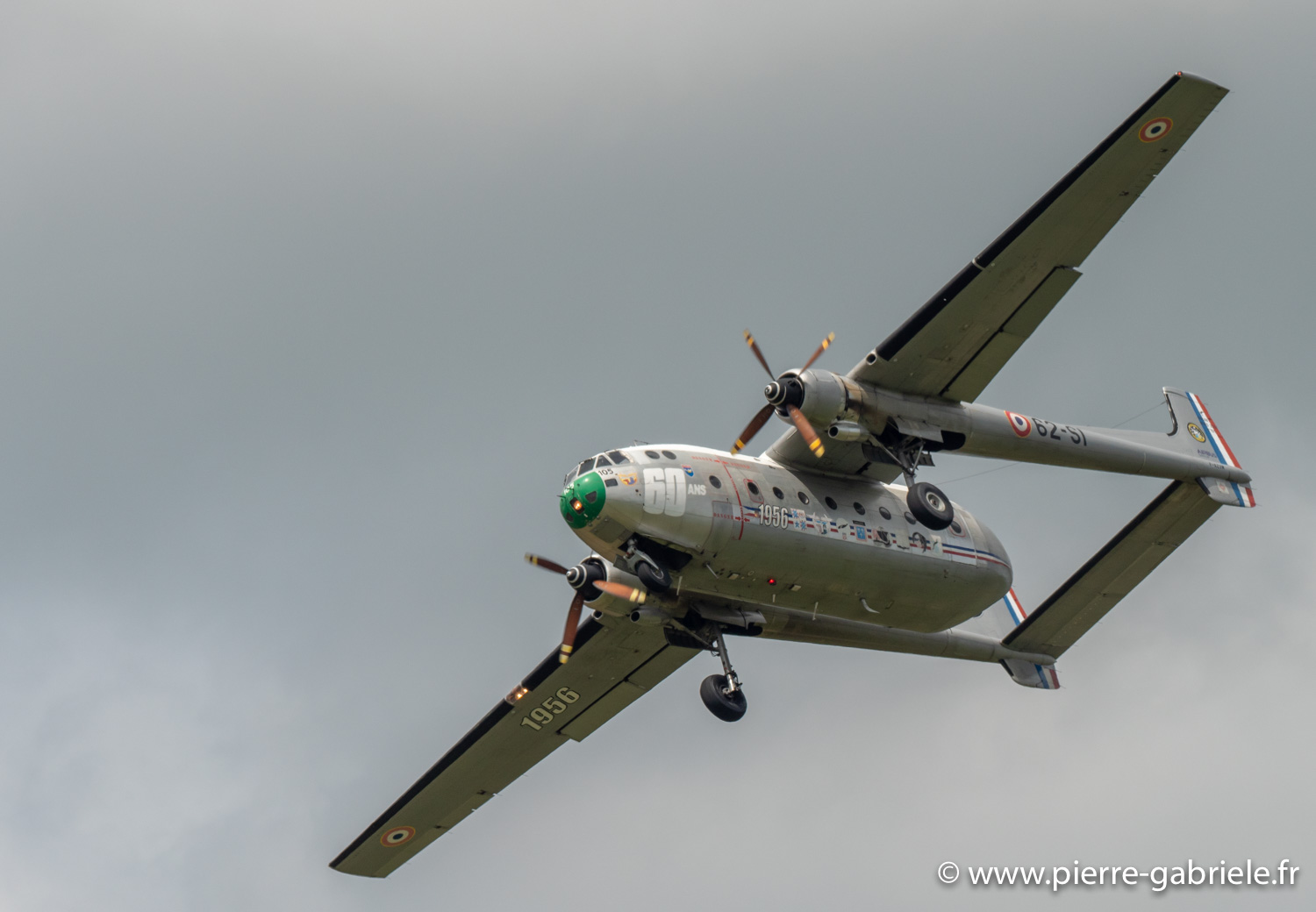 n2501-g92_4071.jpg