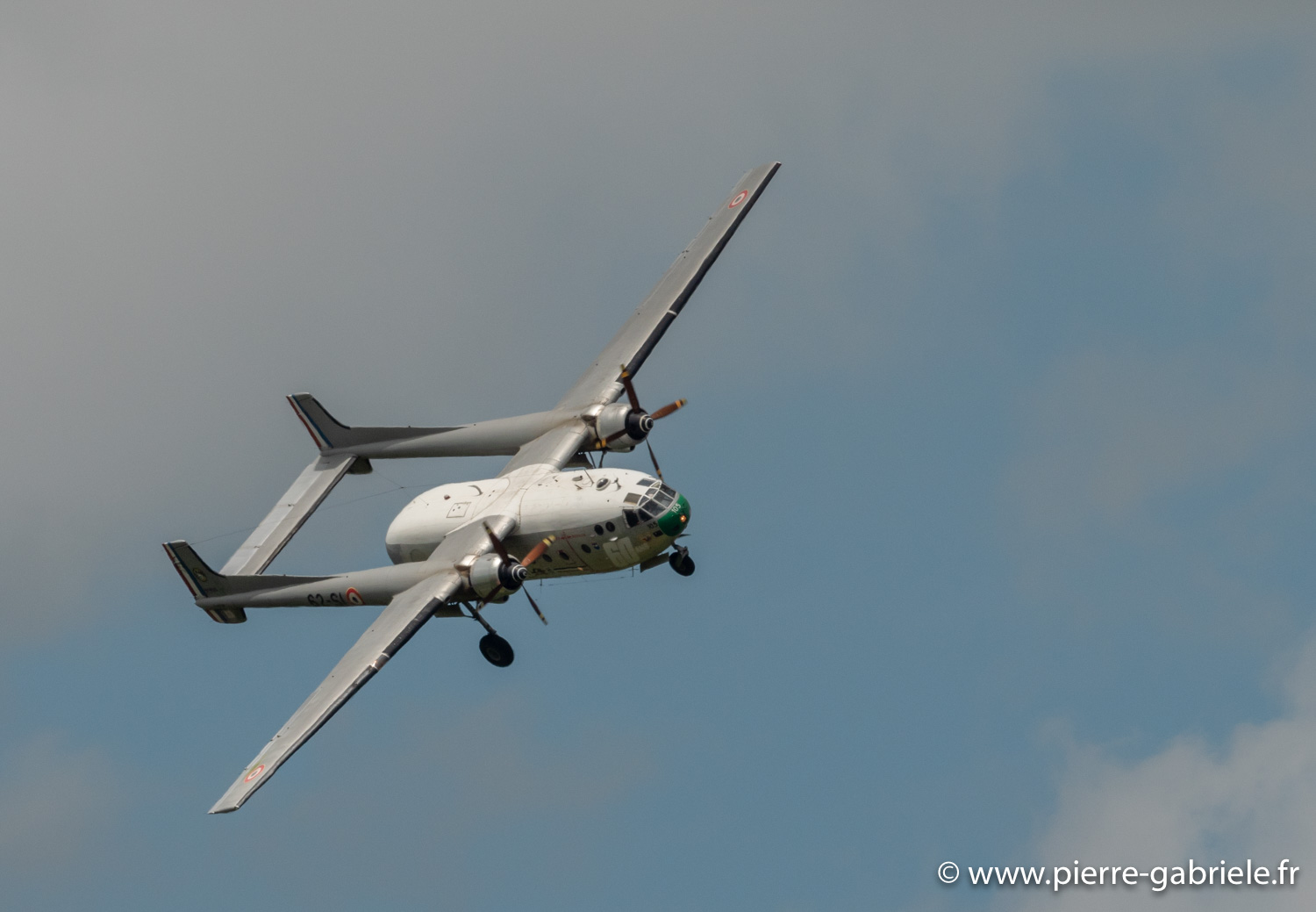 n2501-g92_4074.jpg
