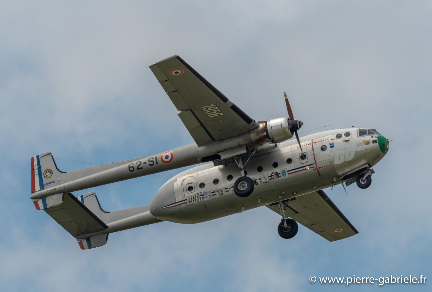 n2501-g92_4079.jpg