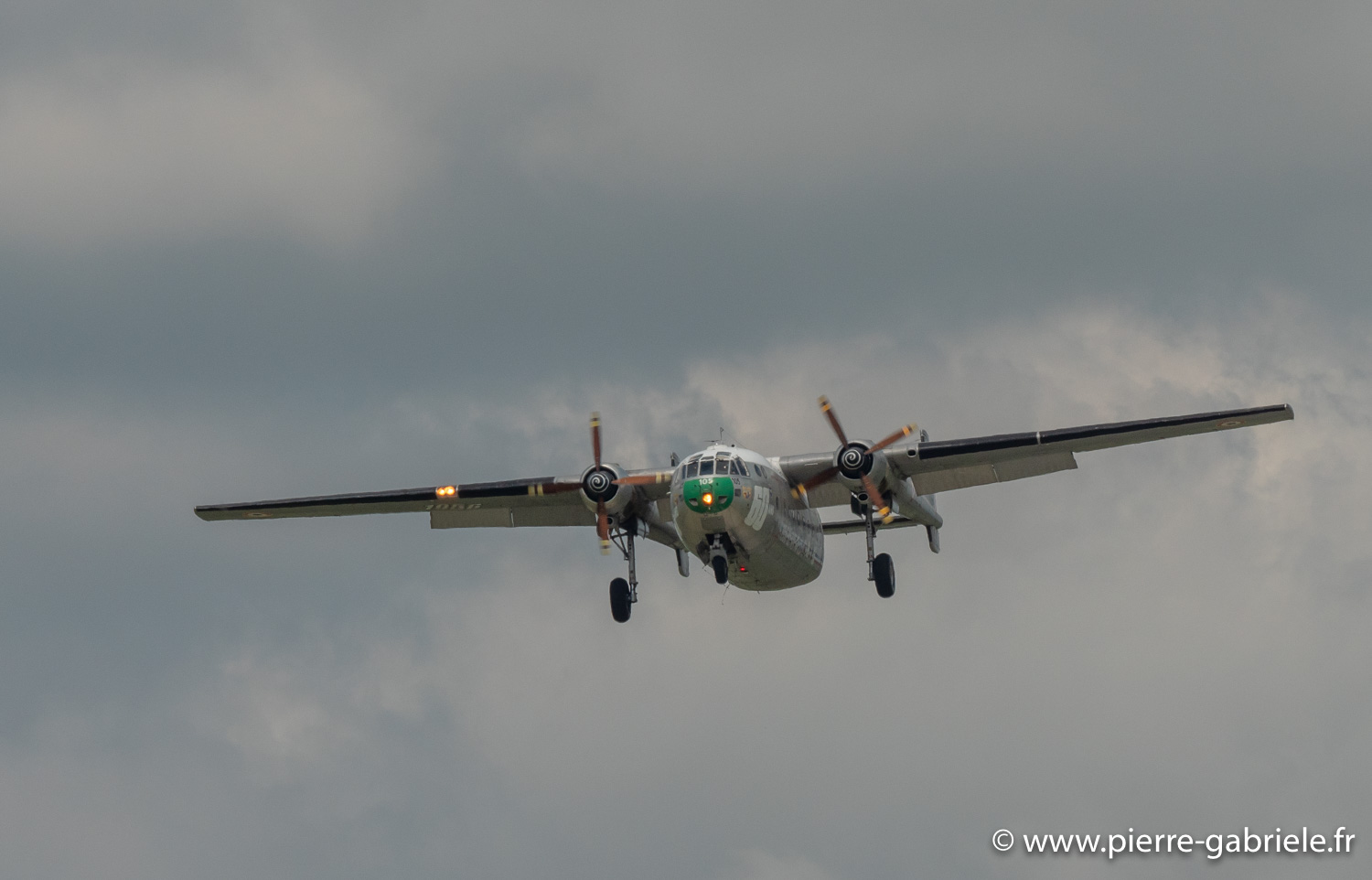 n2501-g92_3505.jpg