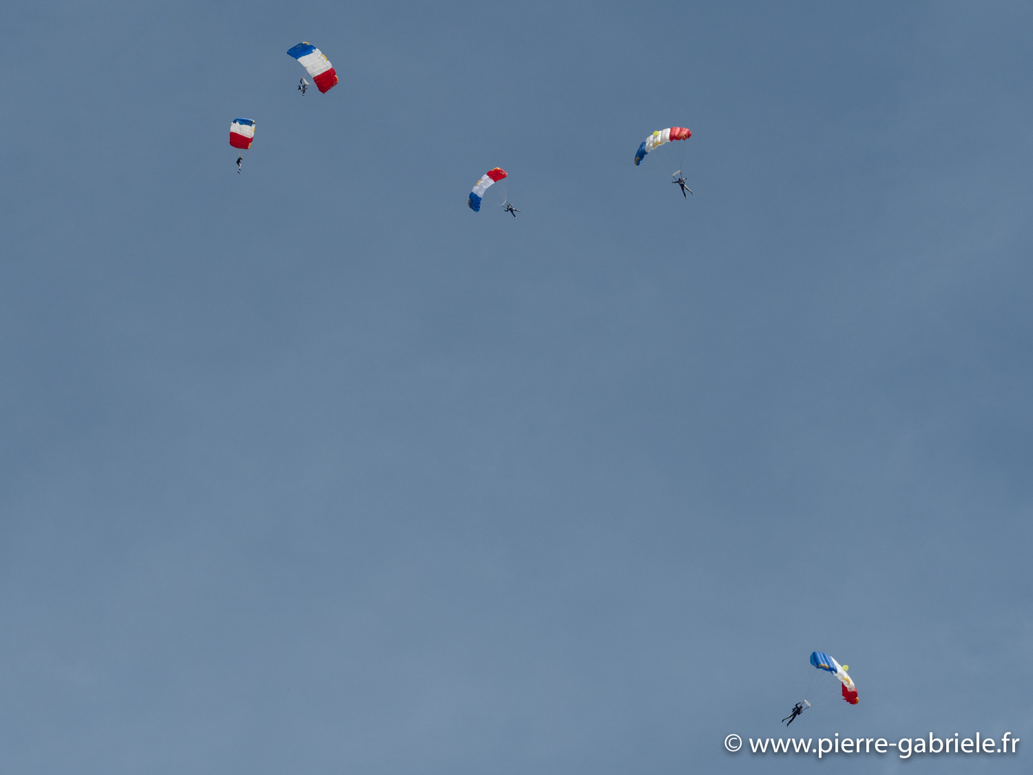 paras-g91_3306.jpg