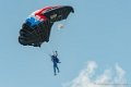 paras_7049